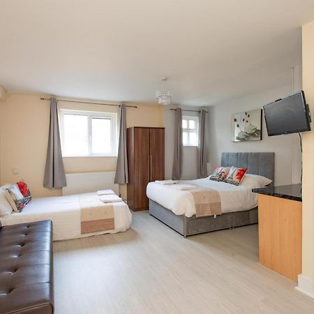 Saffron Studios Orpington Extérieur photo
