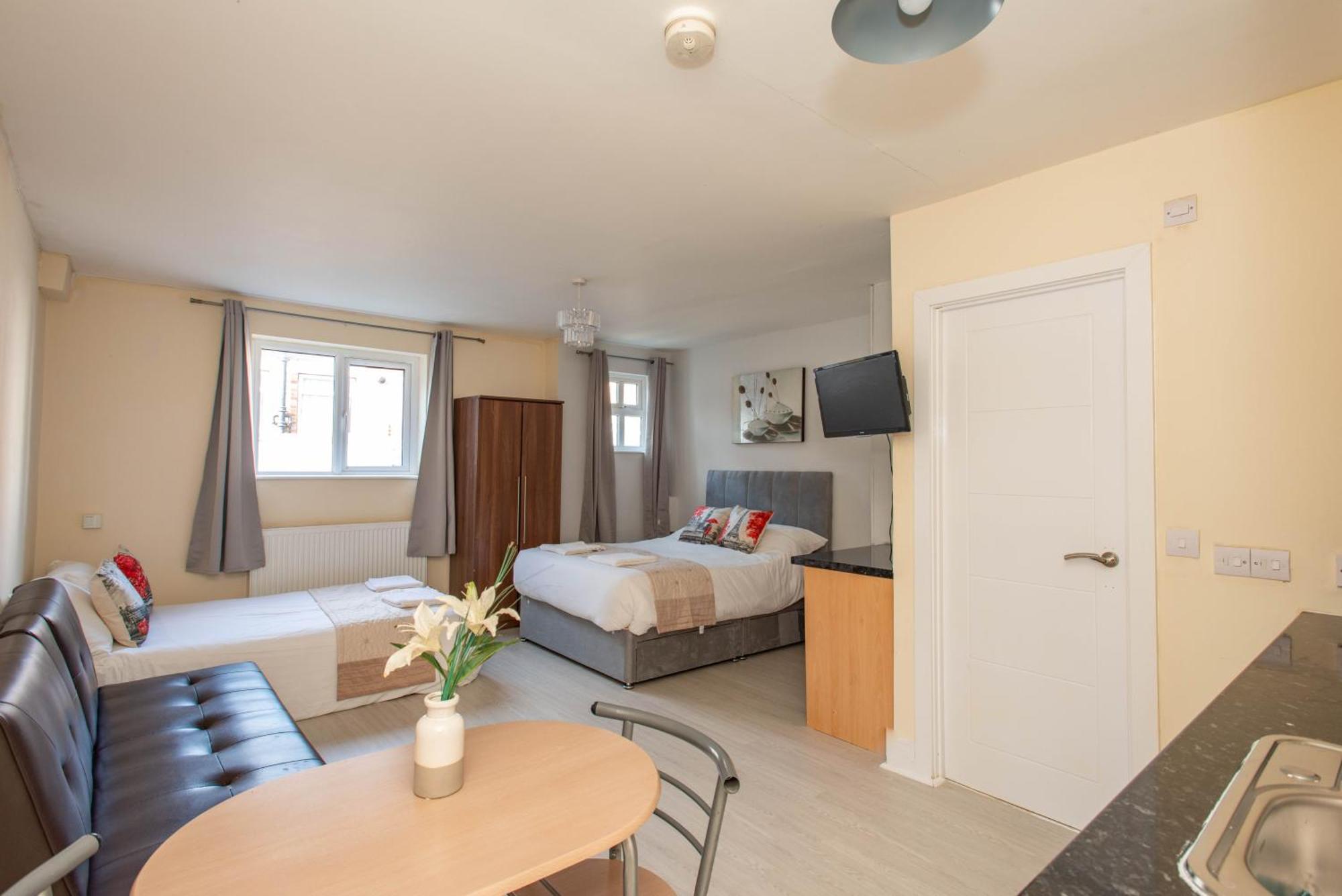 Saffron Studios Orpington Extérieur photo