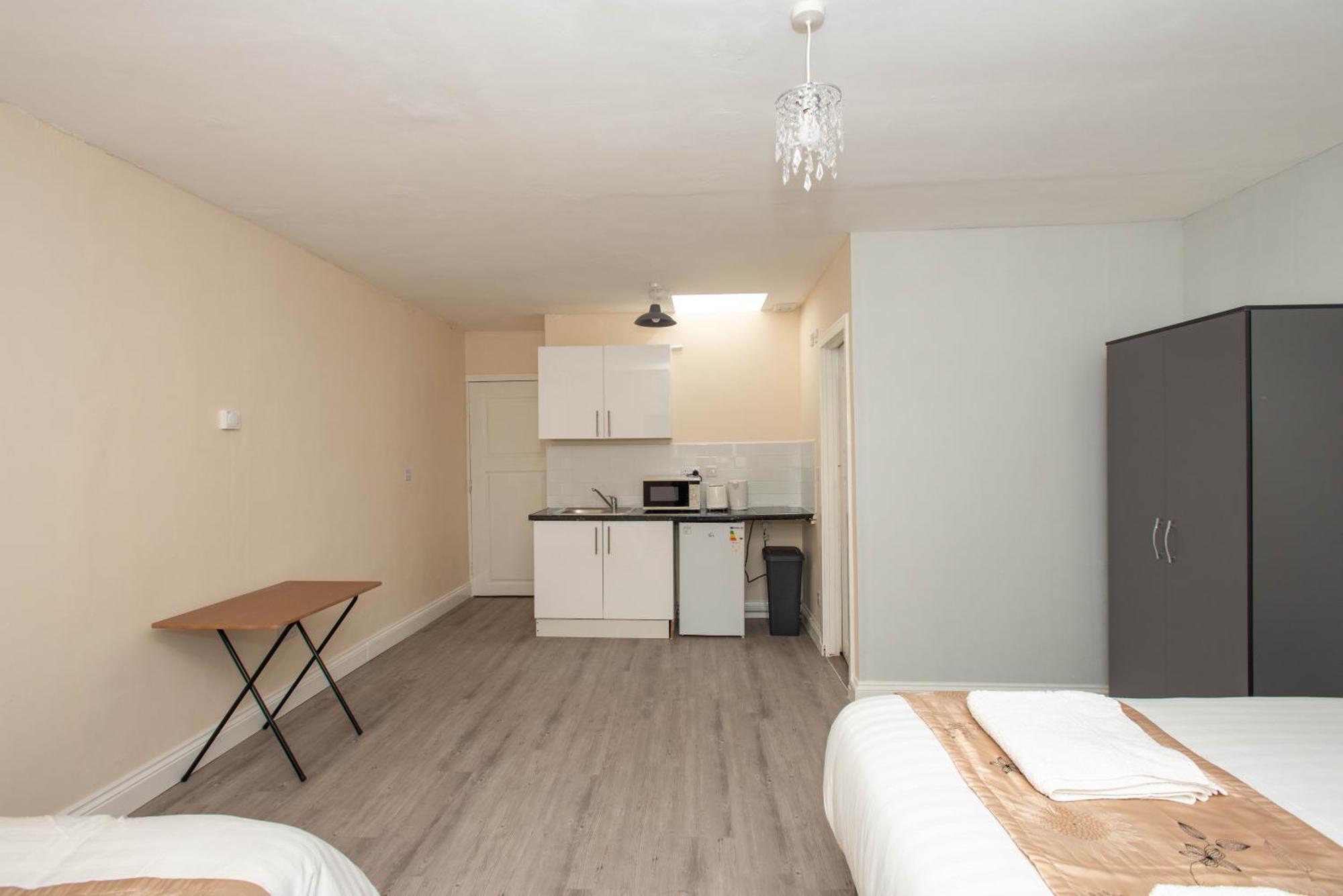 Saffron Studios Orpington Extérieur photo